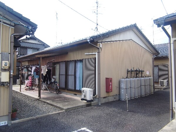 浅野住宅の物件外観写真